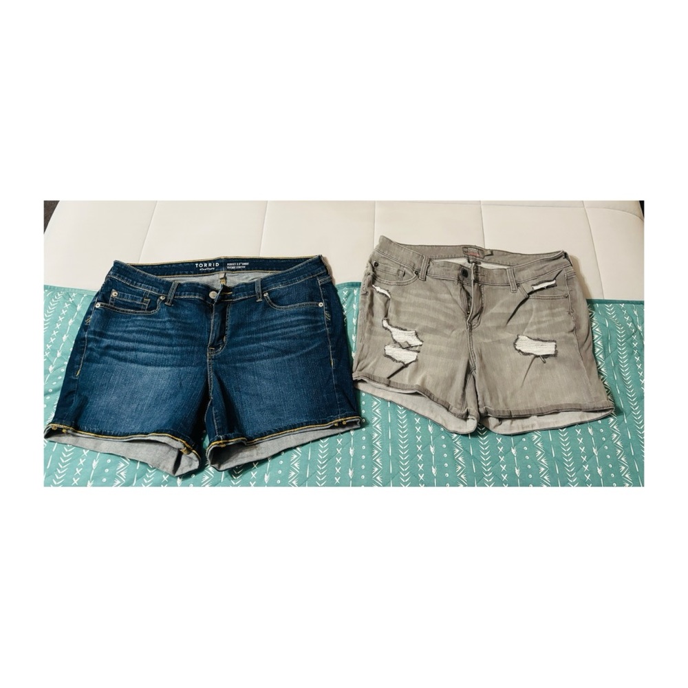 WASHED BUT NEVER WORN- pairs of Torrid Women’s denim shorts- Size 14